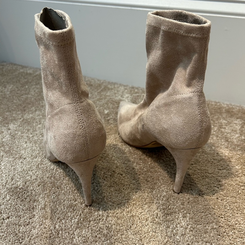 Nine West Elegant Tan Suede Ankle Boots Size 7 1/2 M - Picture 4 of 8